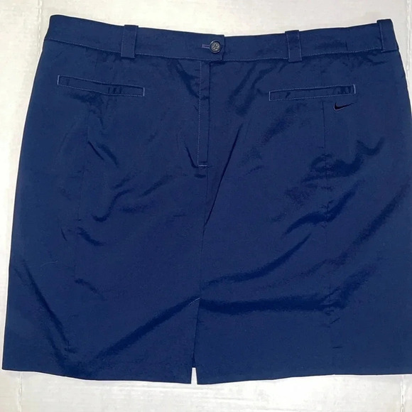 Nike Golf Tour Performance Skort - Picture 2 of 10